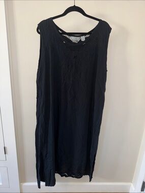Jane Ashley Black Sleeveless Crochet-Detail Shift Dress